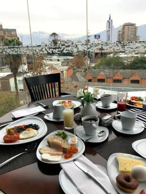 thumbnail: Breakfast area
