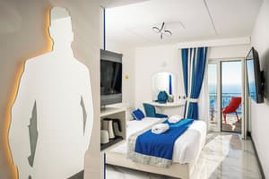 thumbnail: Room