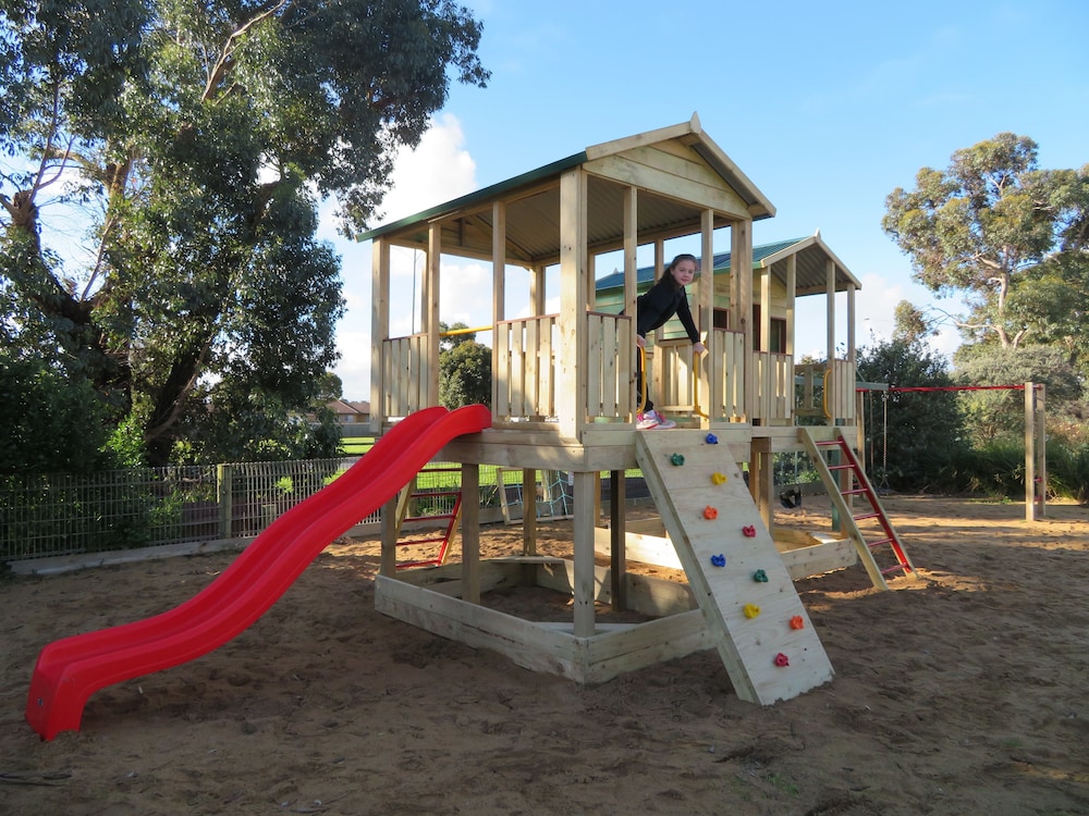 Children's play area - outdoor