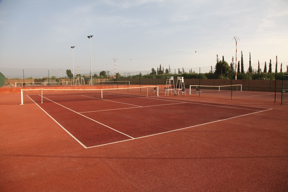Tennis court
