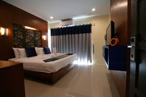thumbnail: Room