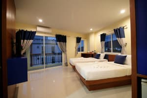 thumbnail: Room