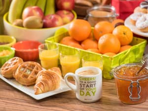 thumbnail: Breakfast area