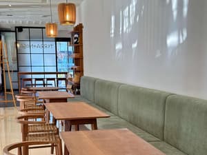 thumbnail: Restaurant
