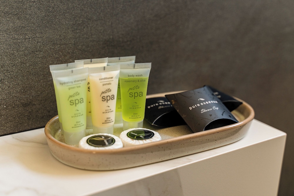Bathroom amenities