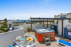thumbnail: Rooftop terrace