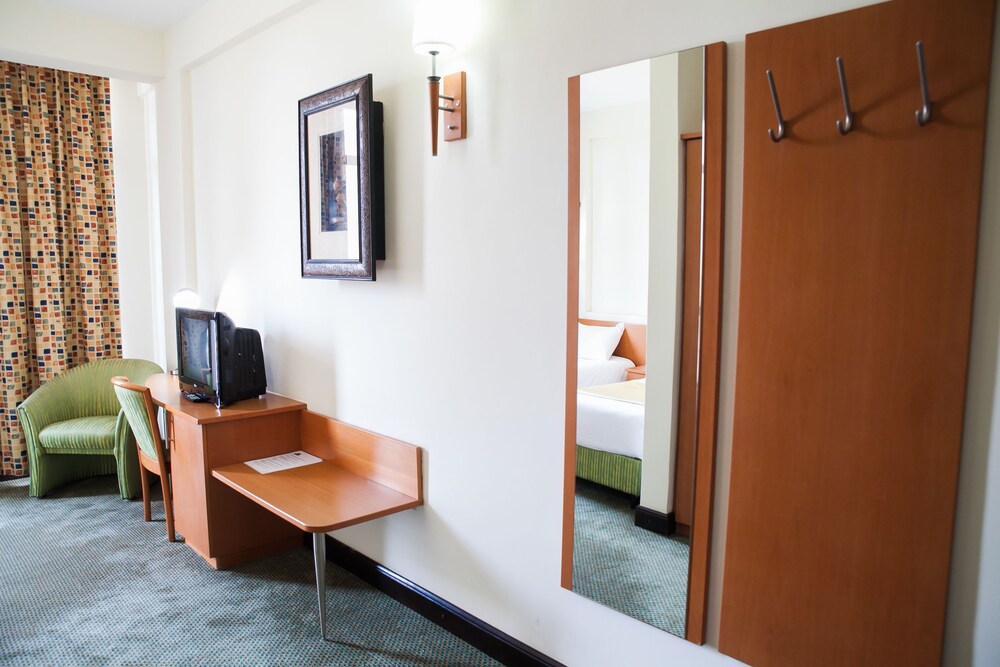Room amenity