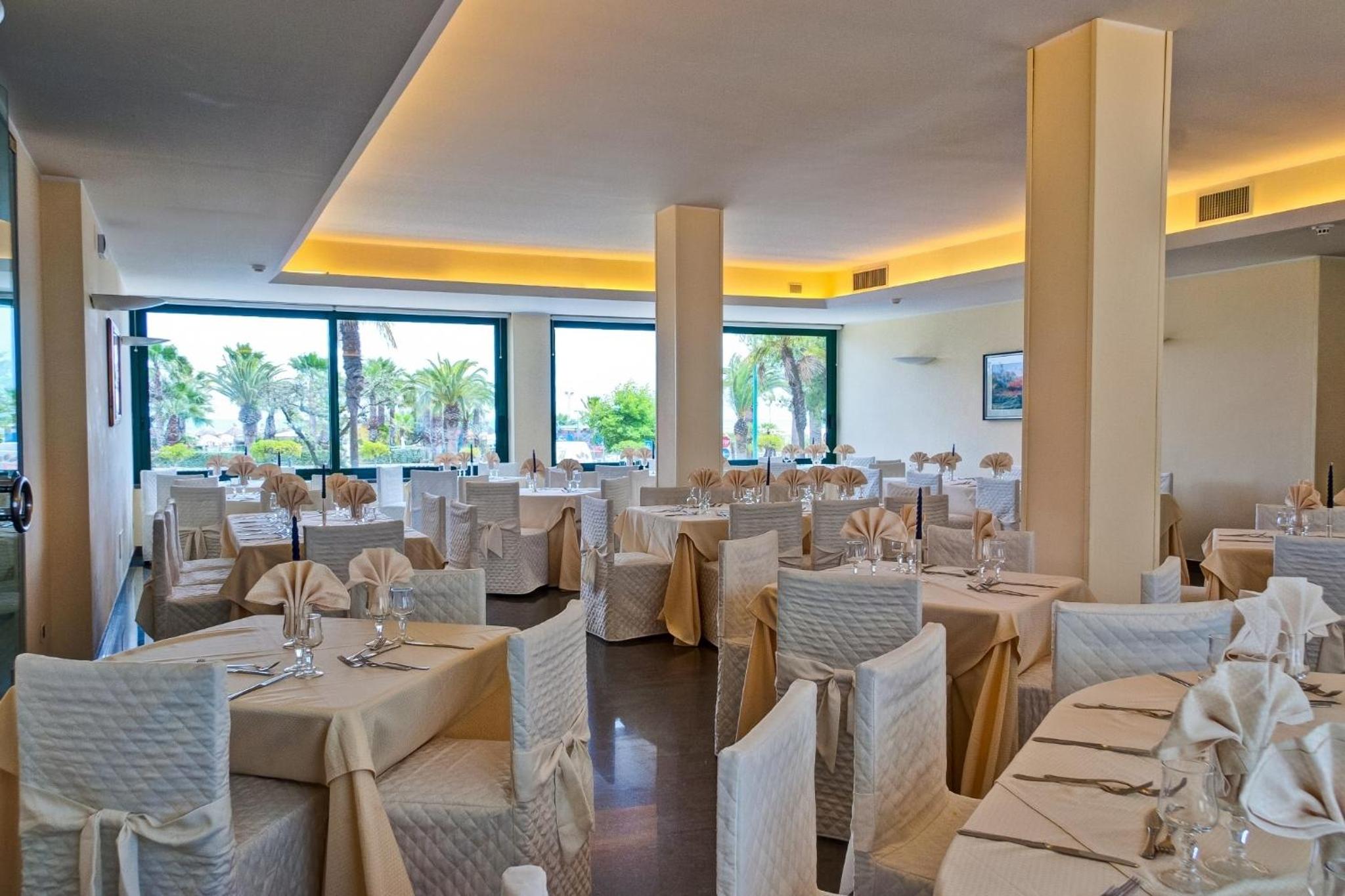 Restaurant-cafeteria