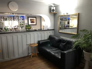 thumbnail: Bar (on property)
