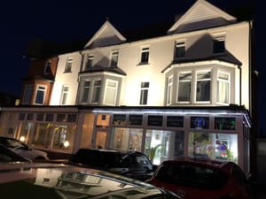 thumbnail: Front of property