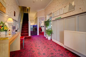 thumbnail: Interior entrance