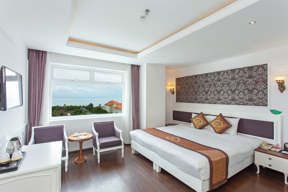 Beach/ocean view