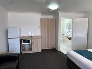 thumbnail: Private kitchenette