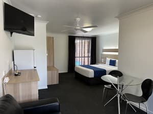 thumbnail: Floor plan