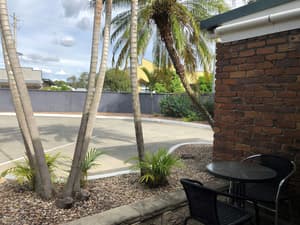 thumbnail: Courtyard view