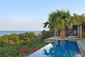 thumbnail: Infinity pool