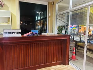 thumbnail: Reception