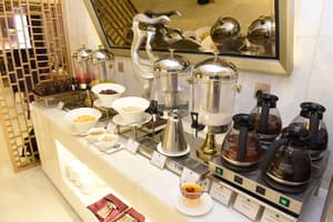 thumbnail: Breakfast area