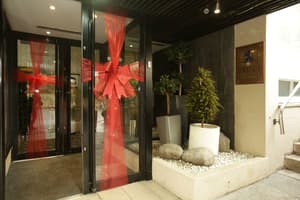 thumbnail: Property entrance