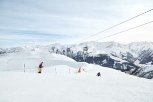 thumbnail: Snow and ski sports
