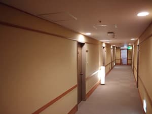 thumbnail: Hallway