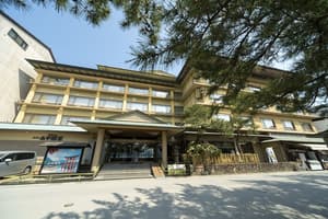 thumbnail: Exterior