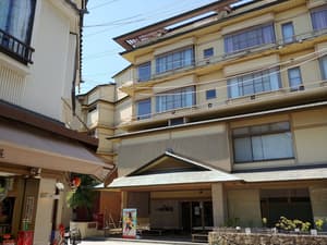 thumbnail: Exterior