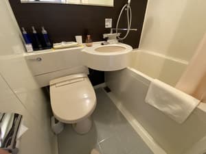 thumbnail: Bathroom