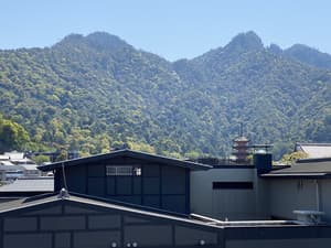 thumbnail: Mountain view