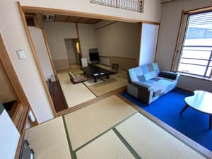 thumbnail: Room