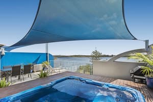thumbnail: Private spa tub