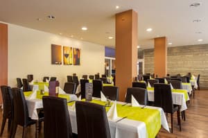 thumbnail: Restaurant