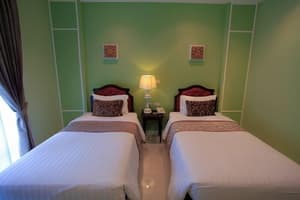 thumbnail: Room