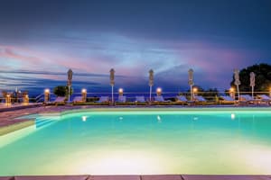 thumbnail: Pool