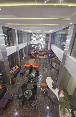 thumbnail: Interior entrance