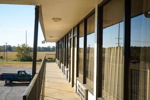 thumbnail: Exterior