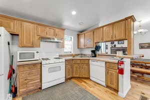 thumbnail: Private kitchen