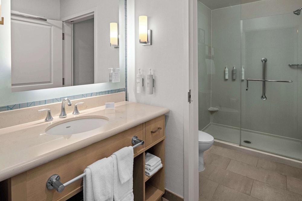 Bathroom shower