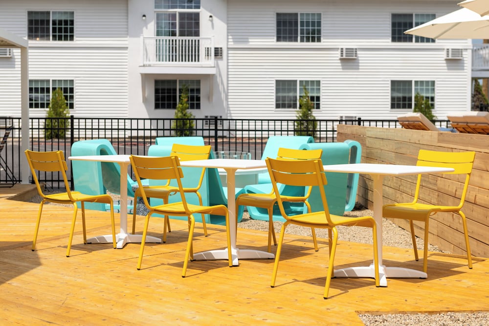Sundeck