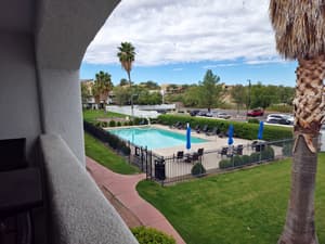 thumbnail: Terrace/patio