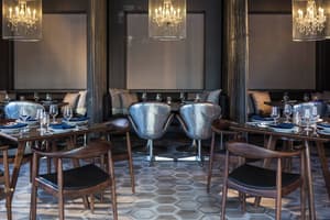 thumbnail: Restaurant