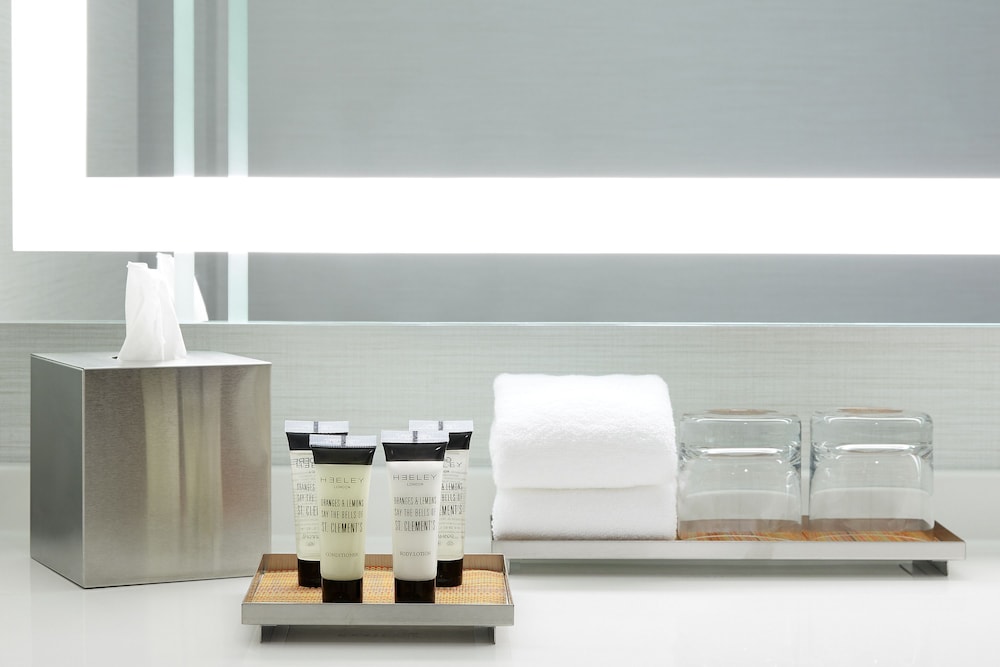 Bathroom amenities