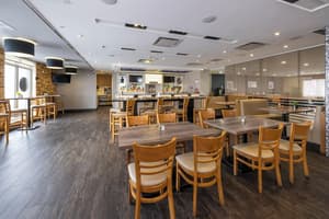 thumbnail: Restaurant