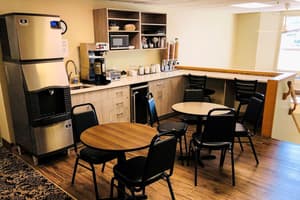 thumbnail: Breakfast area
