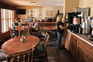 thumbnail: Breakfast area