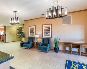 thumbnail: Breakfast area
