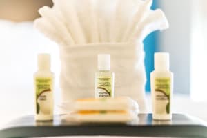 thumbnail: Bathroom amenities