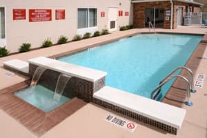 thumbnail: Pool