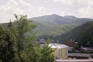thumbnail: Mountain view