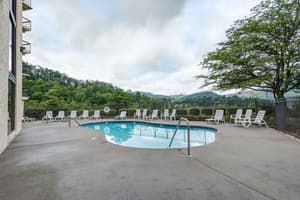 thumbnail: Outdoor pool
